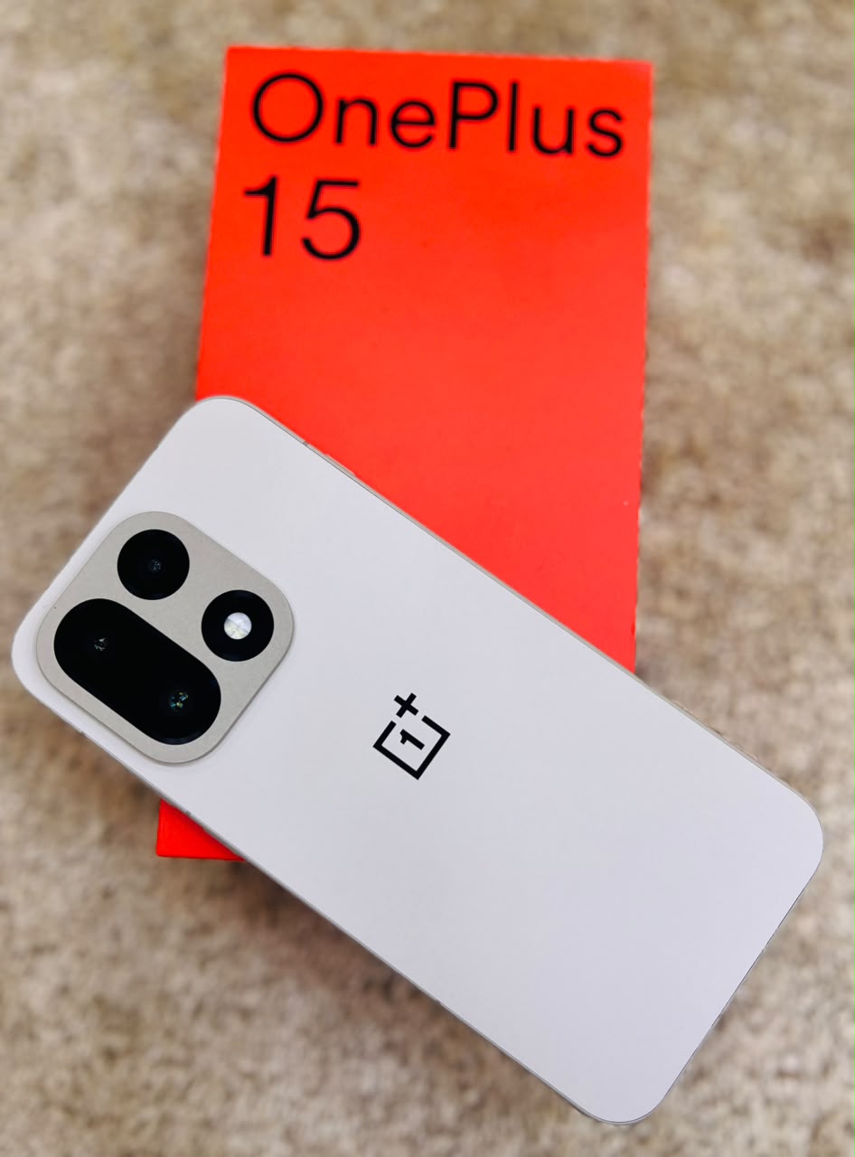 ONE PLUS 15 - Image 4